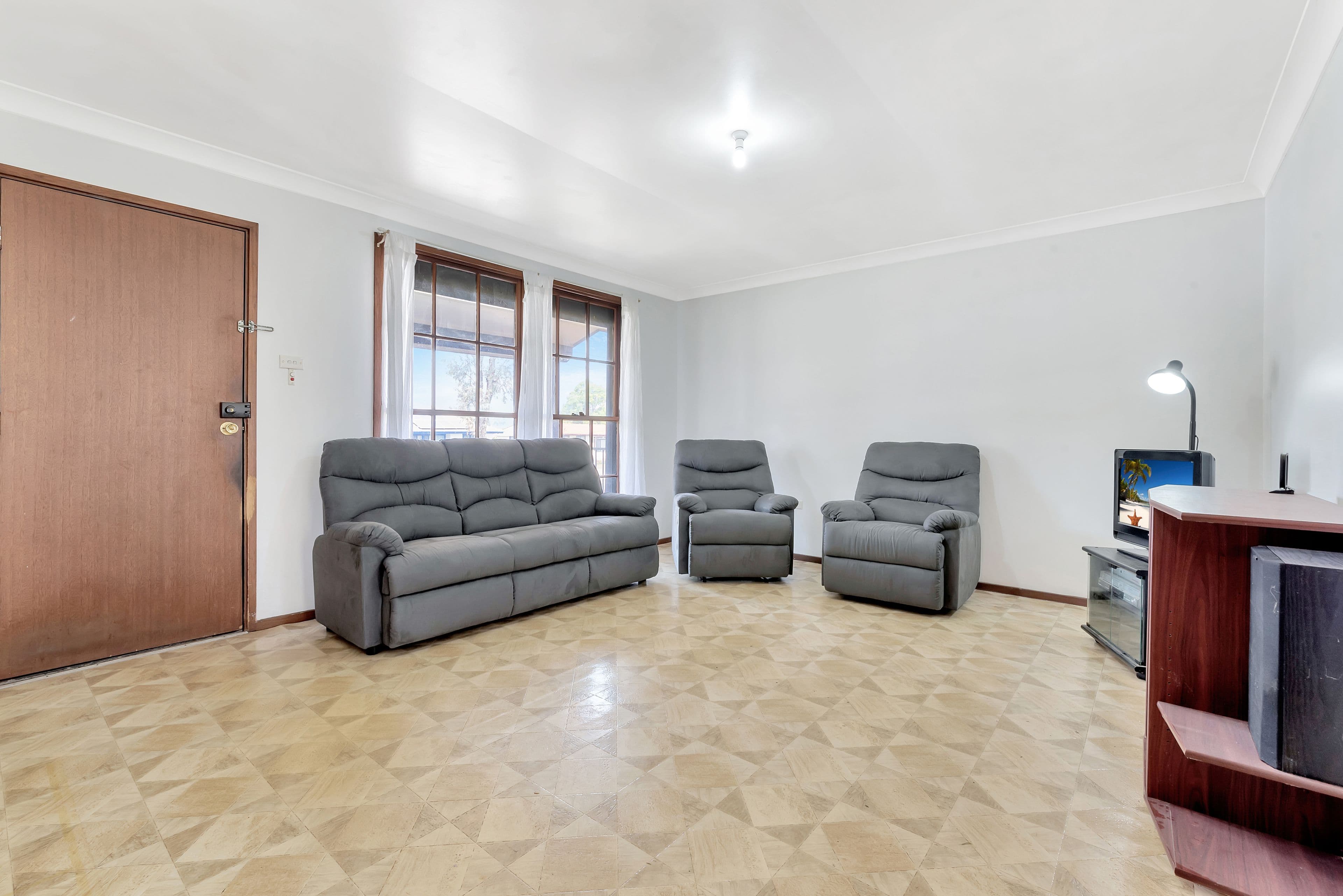 117 St Johns Road, Green Valley - Thumbnail 6
