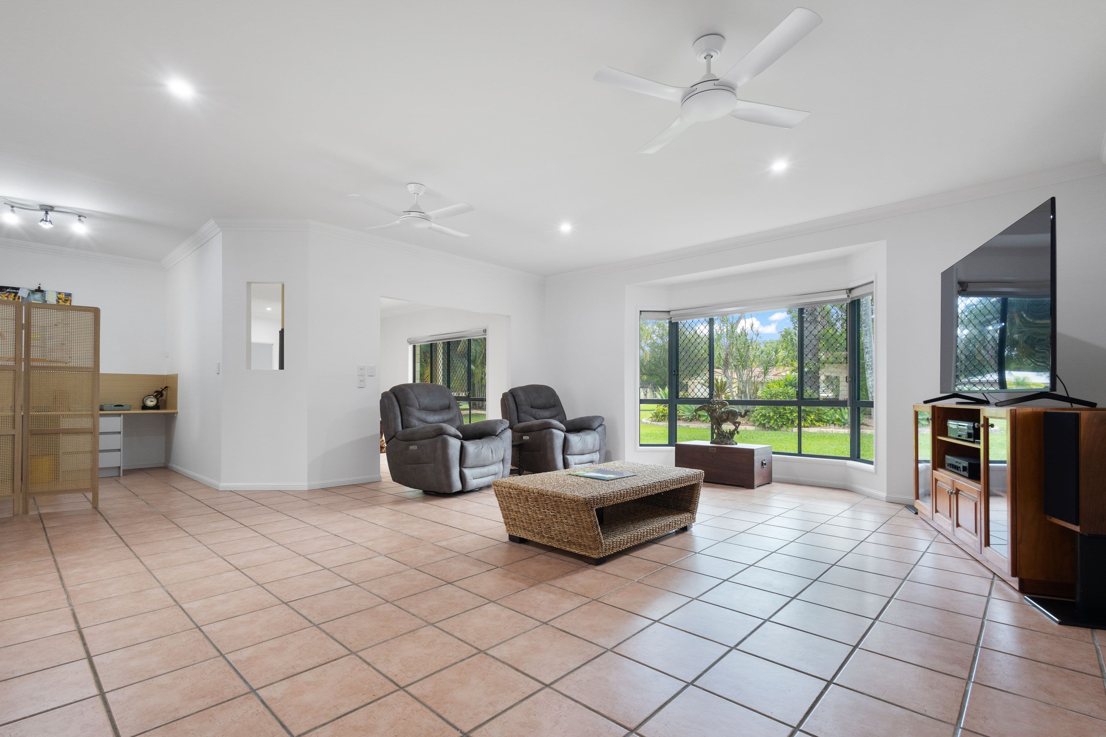 14-16 Briston Avenue, Burpengary East QLD 4505, Burpengary East - Thumbnail 6