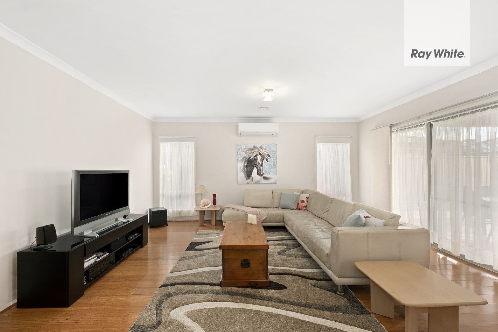 18 WOORAWA Drive, Doreen VIC 3754, Doreen - Thumbnail 8