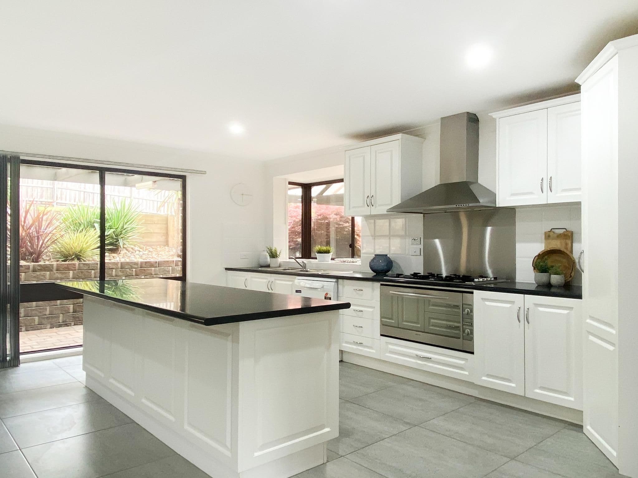 121 Duncan Drive, Pakenham VIC 3810, Pakenham - Thumbnail 4