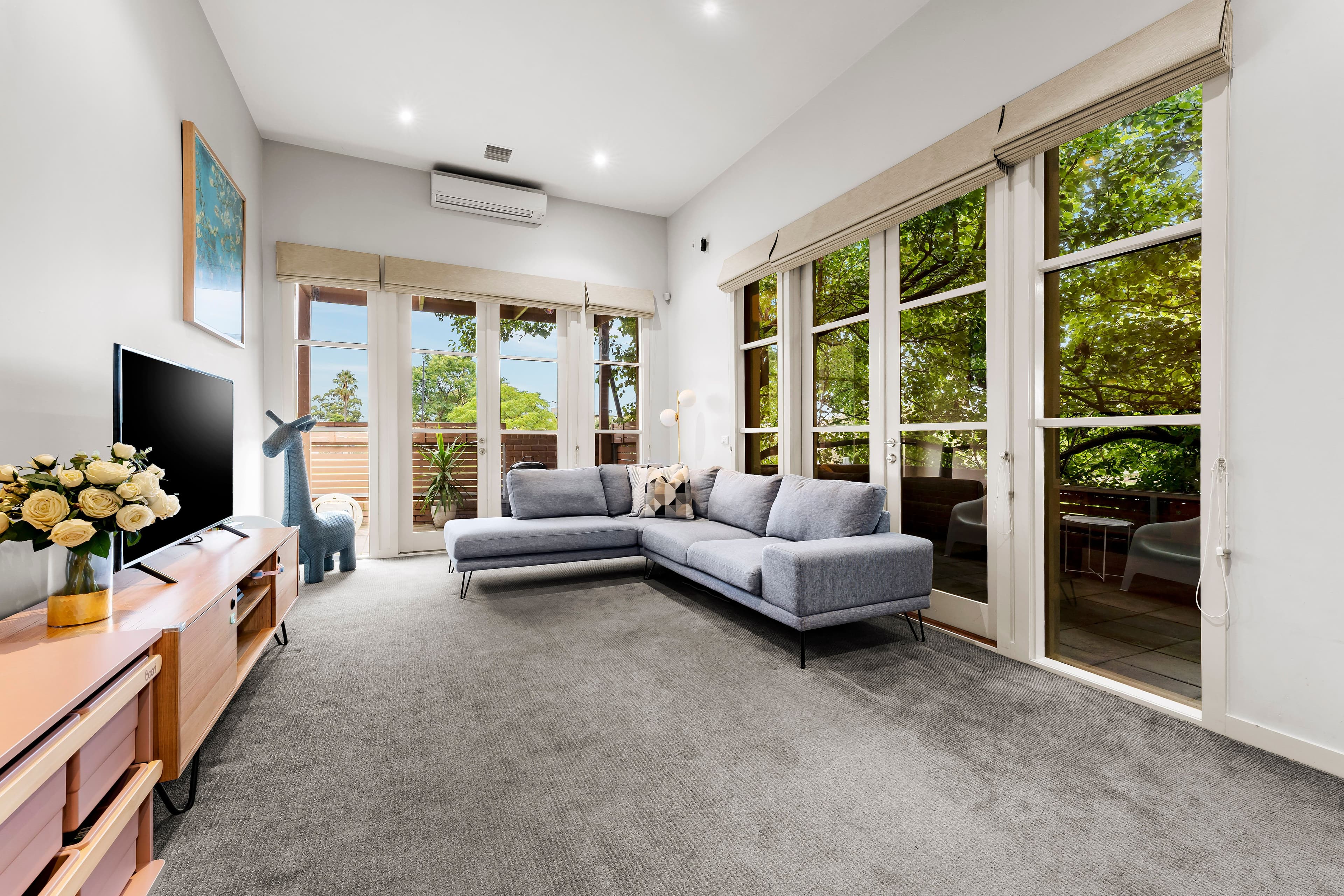 21 Springthorpe Boulevard, Macleod VIC 3085, Macleod - Thumbnail 3