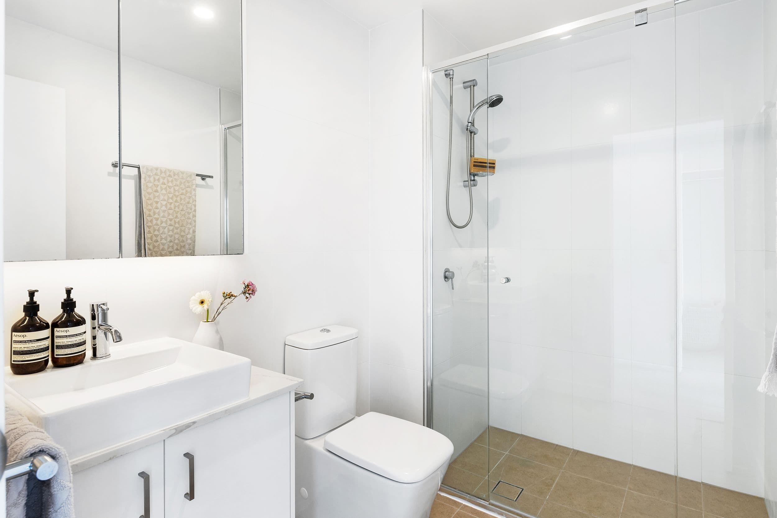 51 Peerless Avenue, Mermaid Beach QLD 4218, Mermaid Beach - Thumbnail 8