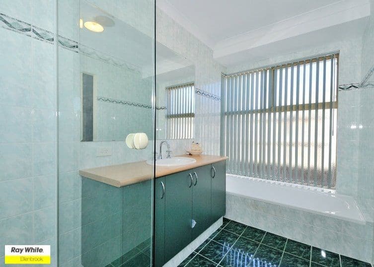 20 Sandown Circle, HENLEY BROOK WA 6055, Henley Brook - Thumbnail 7