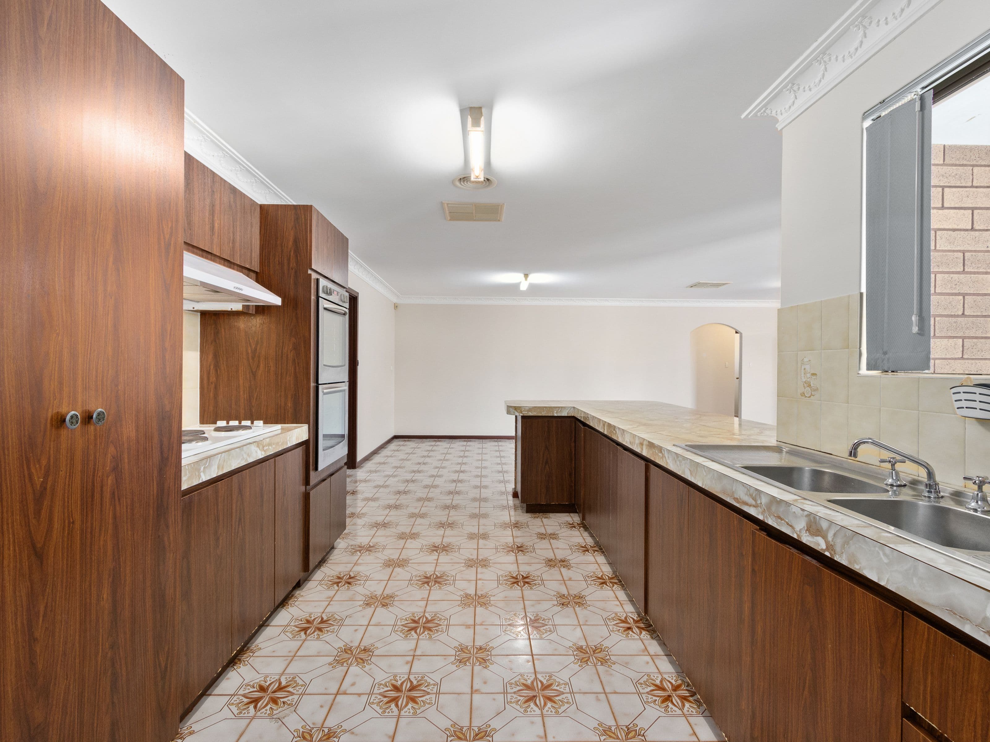 60 Hamilton Street, Cannington WA 6107, Cannington - Thumbnail 8