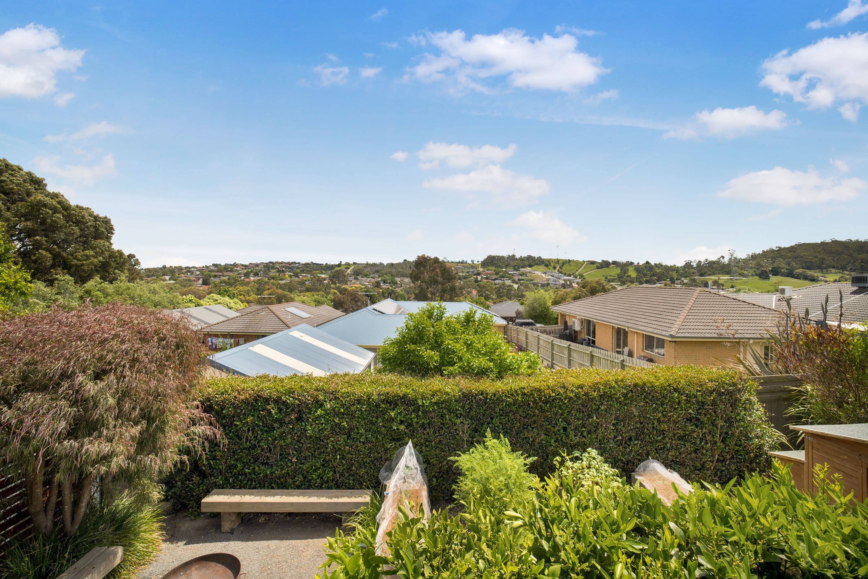 12 Yellow Gum Drive, Pakenham VIC 3810, Pakenham - Thumbnail 2