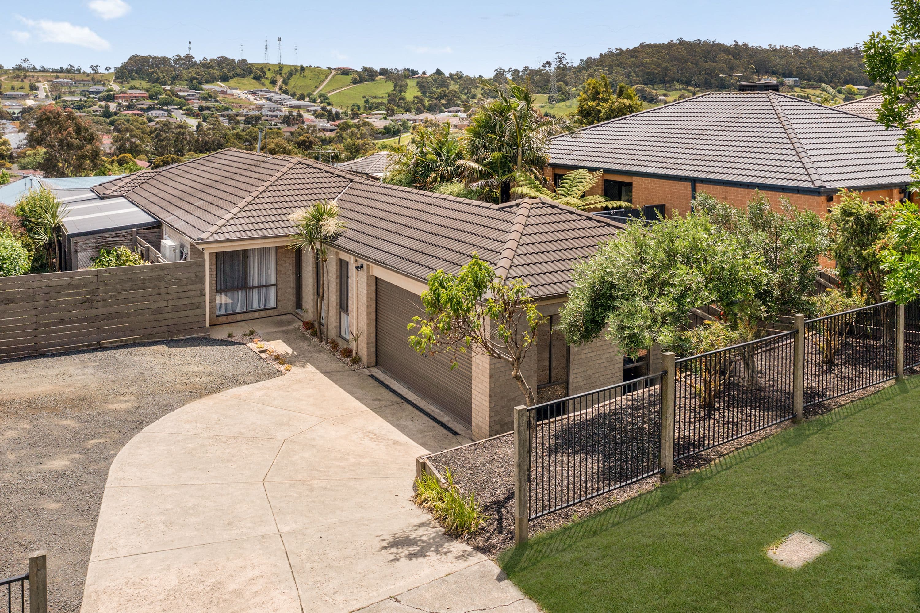 12 Yellow Gum Drive, Pakenham VIC 3810, Pakenham - Thumbnail 3