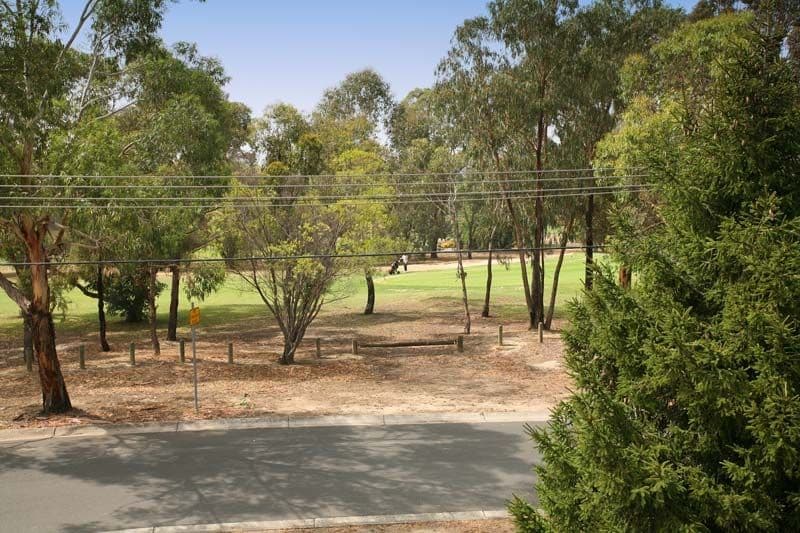 10  East Road, VERMONT SOUTH VIC 3133, Vermont South - Thumbnail 4