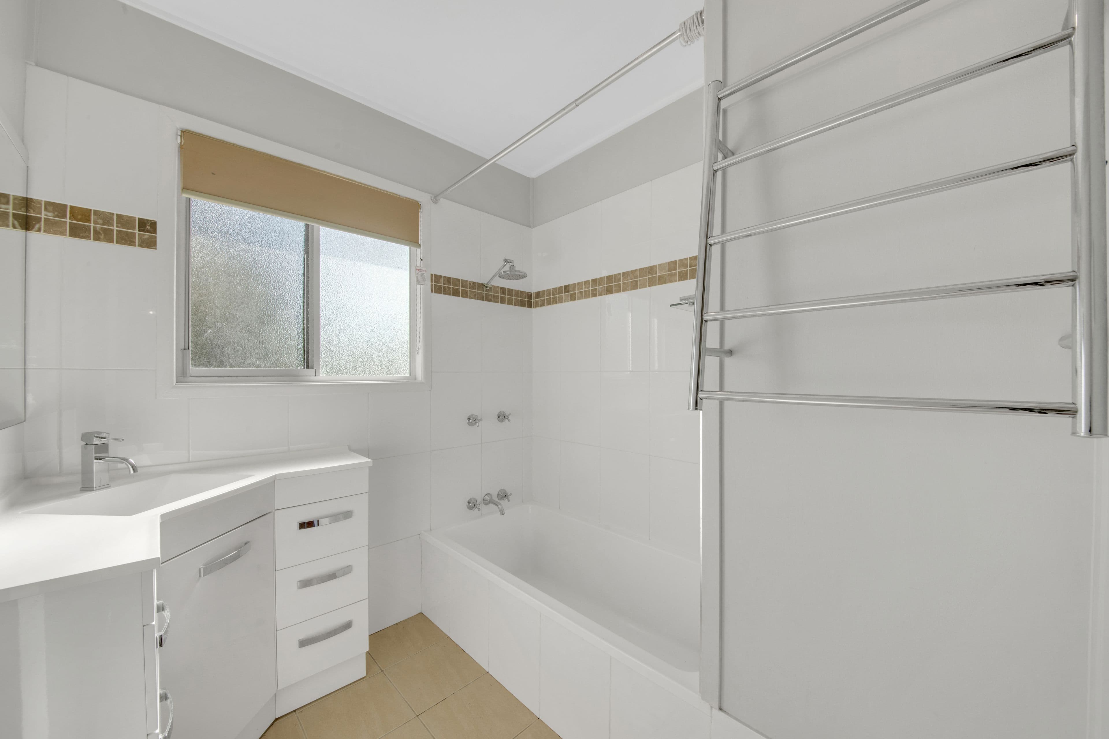 8 Schafer Street, Clinton QLD 4680, Clinton - Thumbnail 8