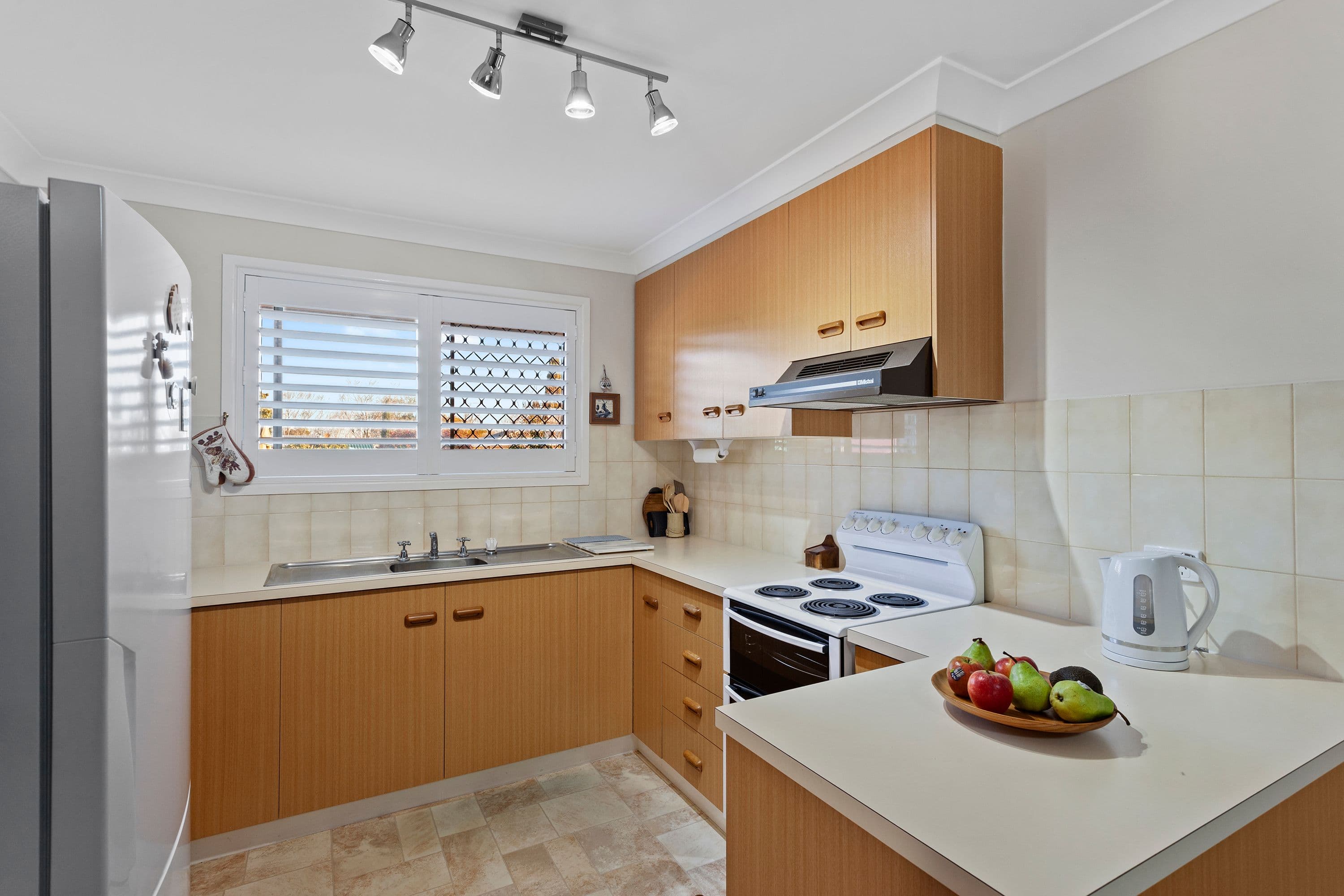 18-20 McIntyre Street, Centenary Heights QLD 4350, Centenary Heights - Thumbnail 3