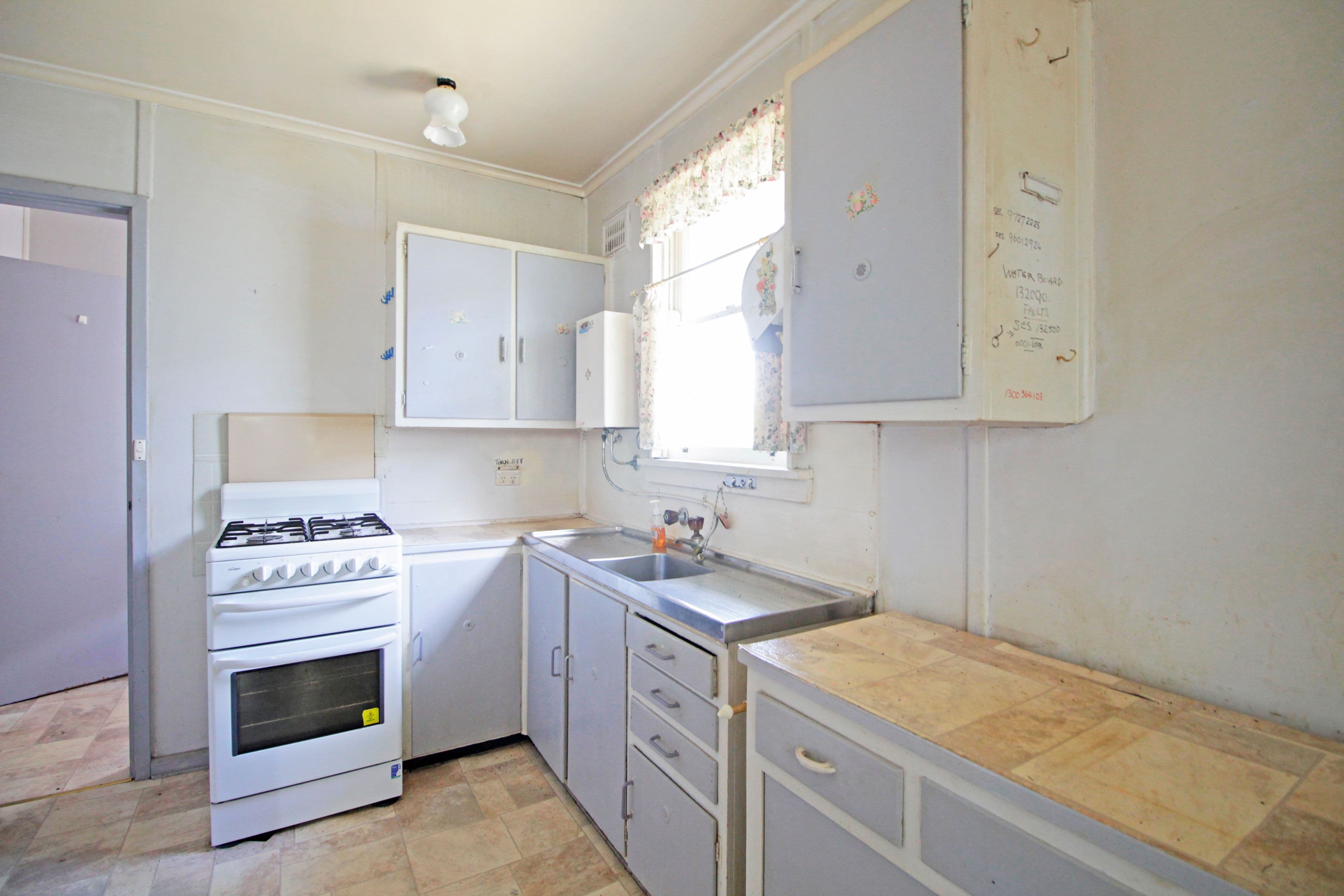 10 Lister Avenue, Cabramatta West - Thumbnail 3