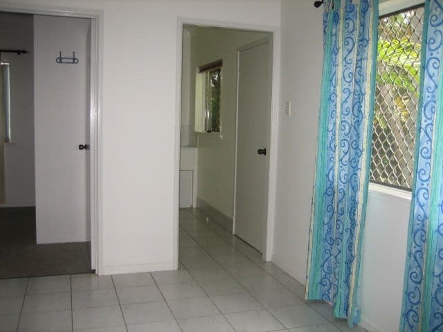 9 Krakatoa Close, SMITHFIELD QLD 4878, Smithfield - Thumbnail 8