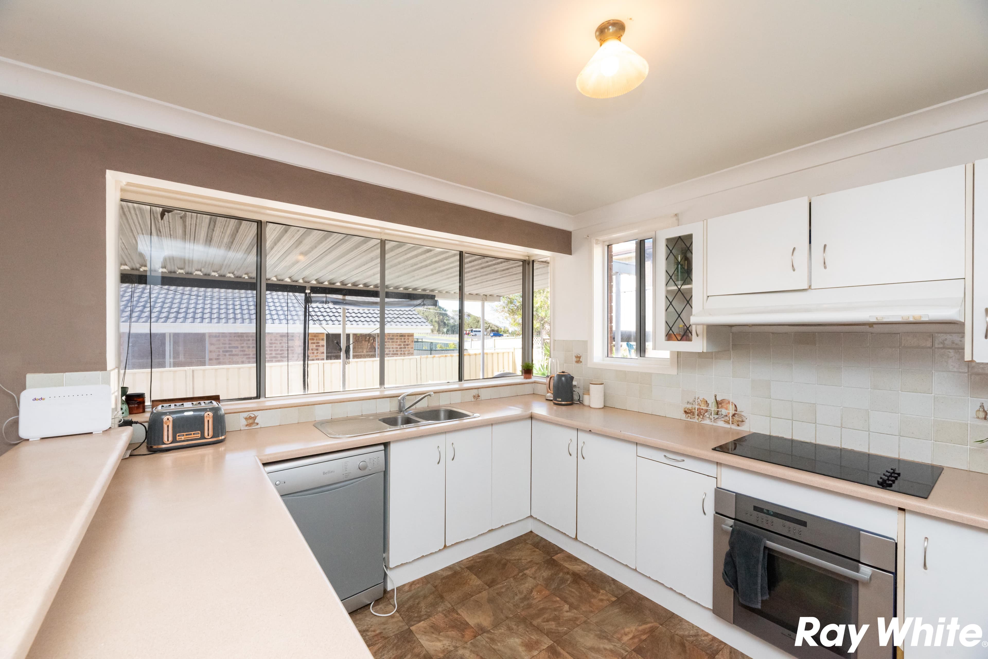 32 Lakeview Crescent, Forster - Thumbnail 2