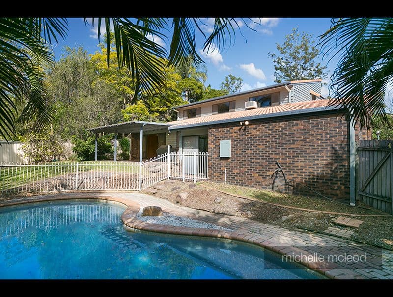 6 Goolman Street, Chapel Hill QLD 4069, Chapel Hill - Thumbnail 3