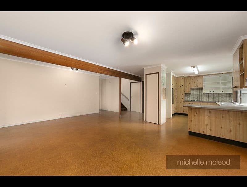 6 Goolman Street, Chapel Hill QLD 4069, Chapel Hill - Thumbnail 8