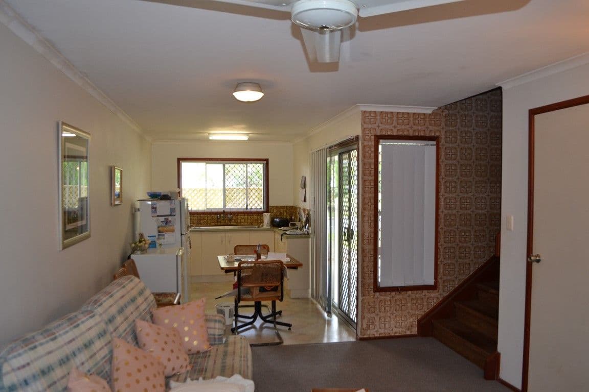 4 Frank Street, Scarness QLD 4655, Scarness - Thumbnail 2
