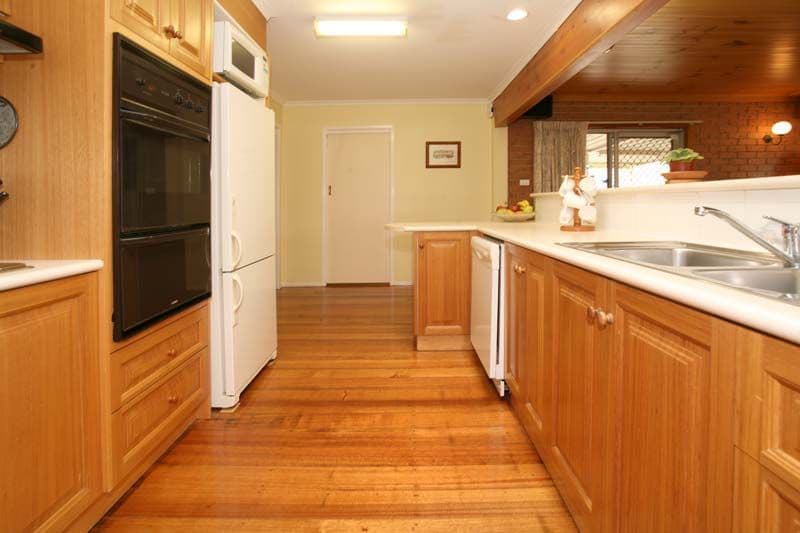 4 Shaftsbury Drive, MULGRAVE VIC 3170, Mulgrave - Thumbnail 4