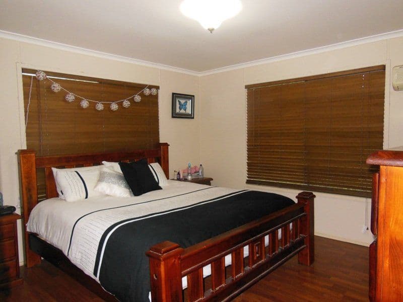 94 Gregory Highway, Emerald QLD 4720, Emerald - Thumbnail 4
