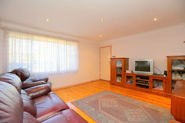 5 Cassia Place, Bass Hill NSW 2197, Bass Hill - Thumbnail 3