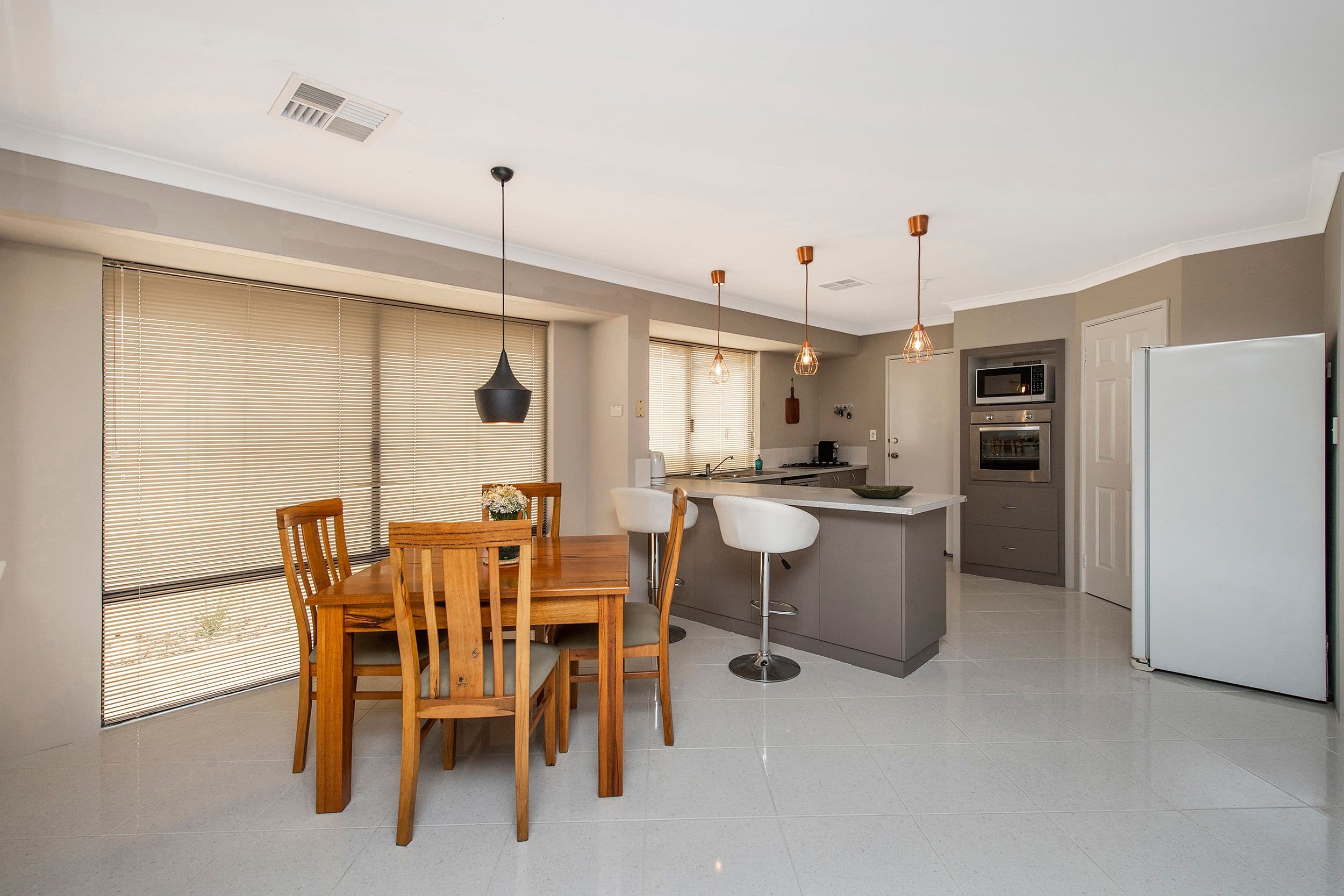 37 Liesham Crescent, Baldivis WA 6171, Baldivis - Thumbnail 2