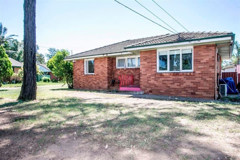 36 Wangaroa Crescent, Lethbridge Park NSW 2770, Lethbridge Park - Thumbnail 2