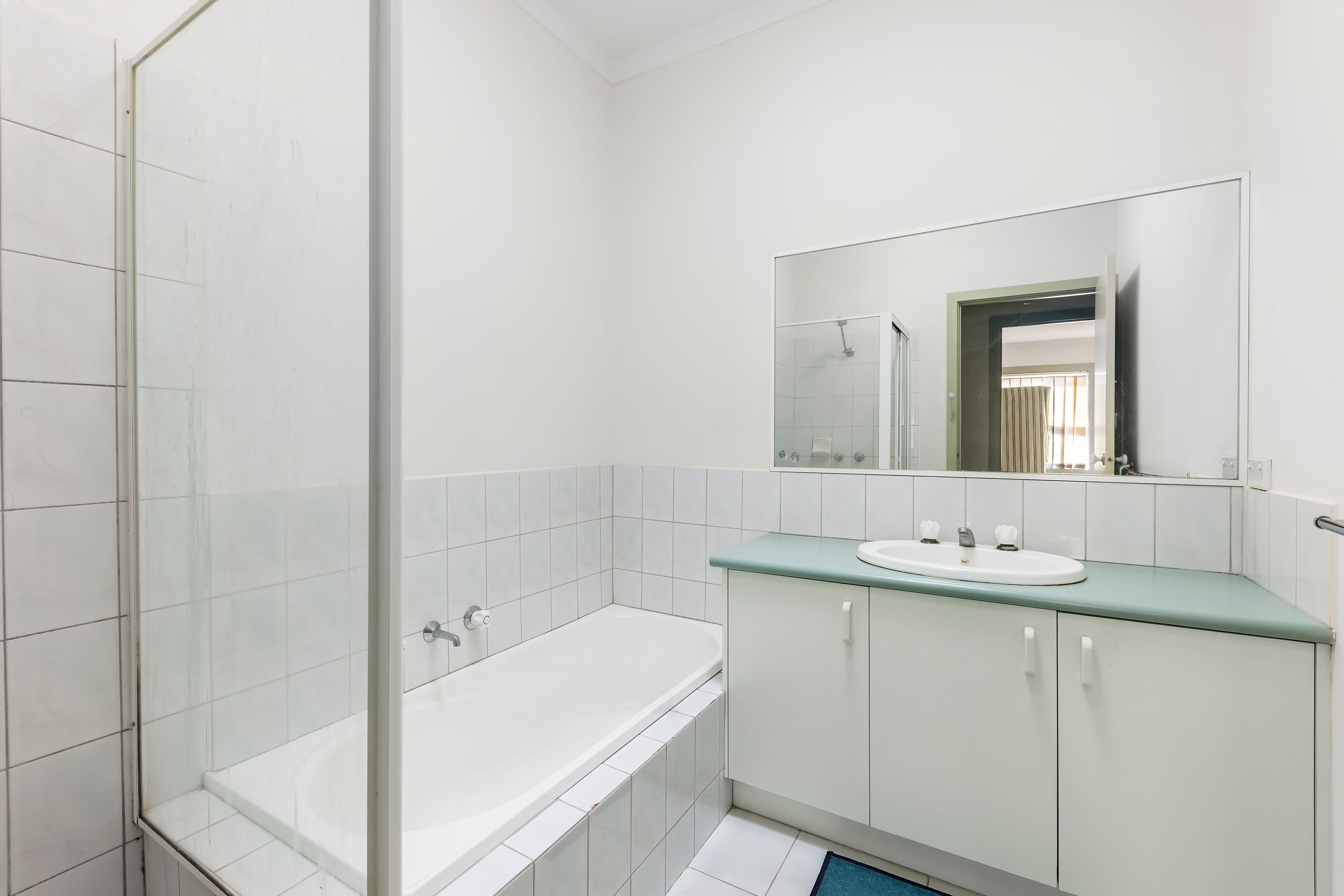 27 The Quadrangle, Glen Waverley VIC 3150, Glen Waverley - Thumbnail 7