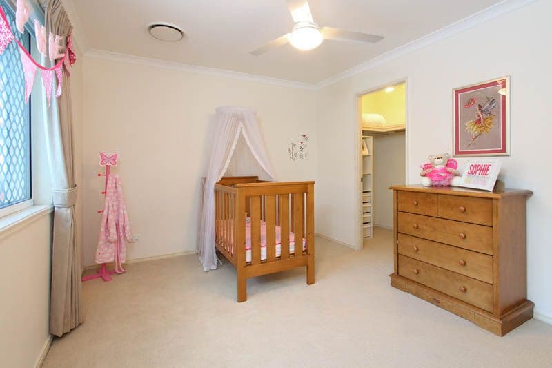 26 Shuttle Place, BRIDGEMAN DOWNS QLD 4035, Bridgeman Downs - Thumbnail 3