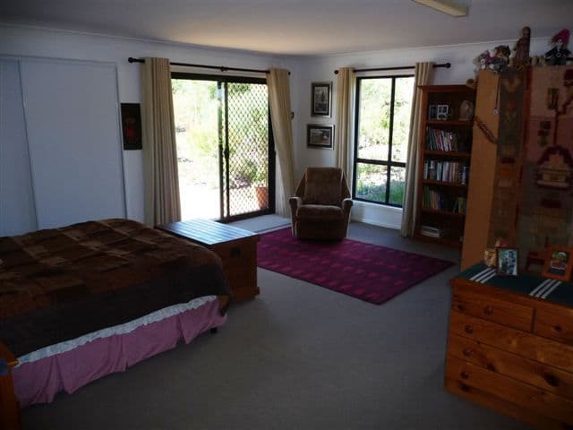 1 Debbie Court, HIGHFIELDS QLD 4352, Highfields - Thumbnail 7