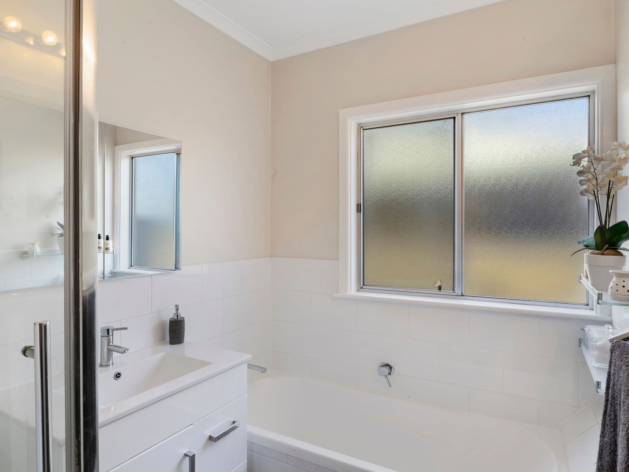 64 Coish Avenue, Benalla VIC 3672, Benalla - Thumbnail 6