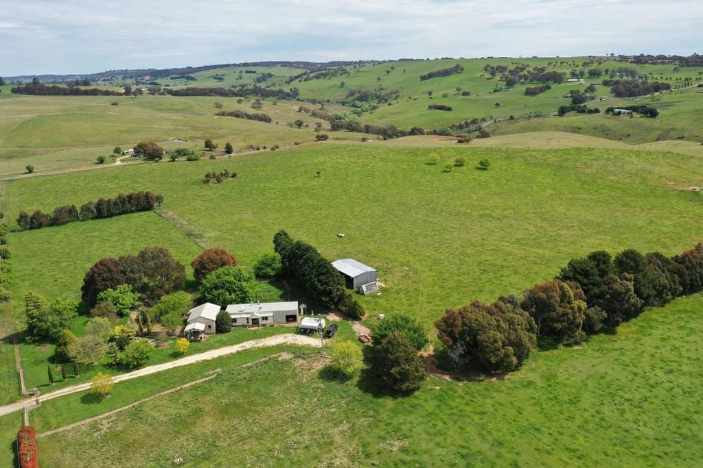 27 Waterworks Road, Crookwell - Image 1