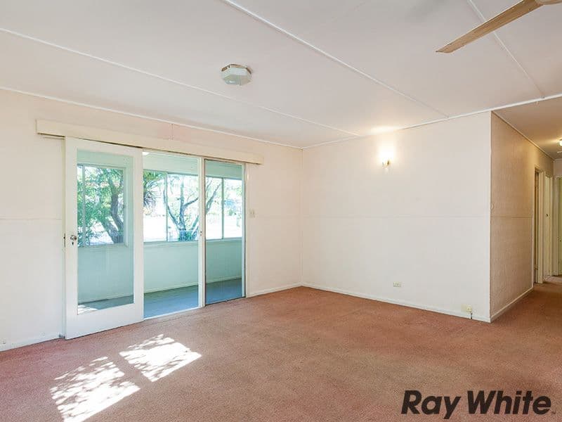 18 Lucan Avenue, Aspley QLD 4034, Aspley - Thumbnail 4