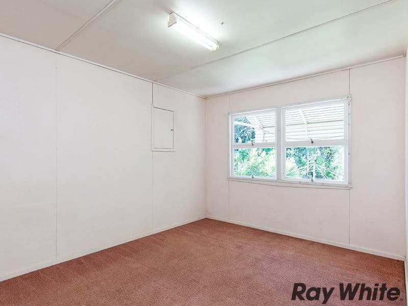 18 Lucan Avenue, Aspley QLD 4034, Aspley - Thumbnail 8