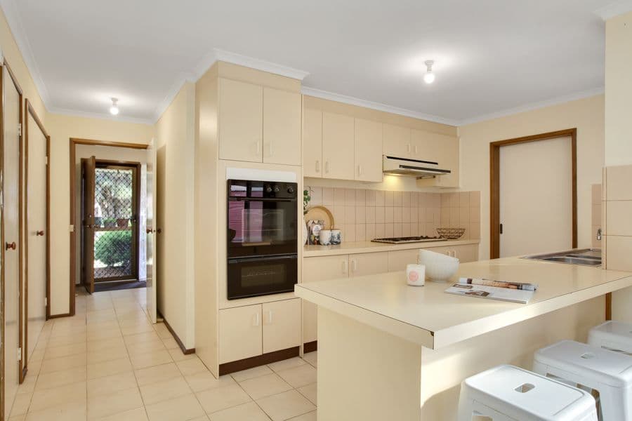 254 Hogans Road, Hoppers Crossing VIC 3029, Hoppers Crossing - Thumbnail 5