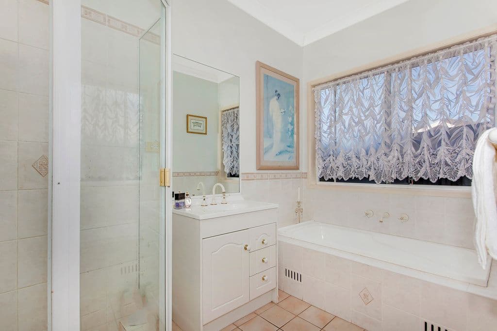 10 Sainsbury Close, Terrigal - Thumbnail 8