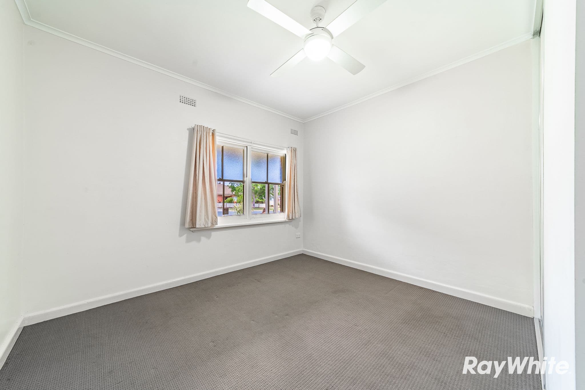 13 Ellis Street, Flora Hill VIC 3550, Flora Hill - Thumbnail 8