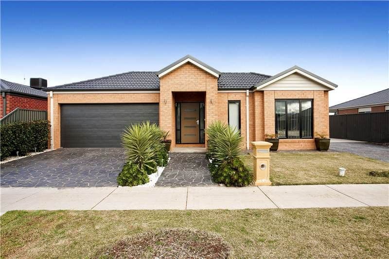 17 Melissa Drive, LARA VIC 3212, Lara - Image 1