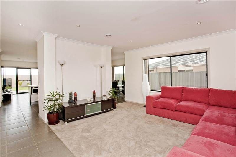 17 Melissa Drive, LARA VIC 3212, Lara - Thumbnail 2