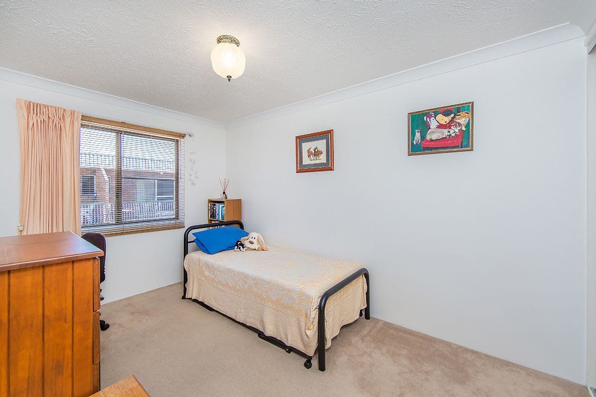 87 Farnell Street, Chermside QLD 4032, Chermside - Thumbnail 7