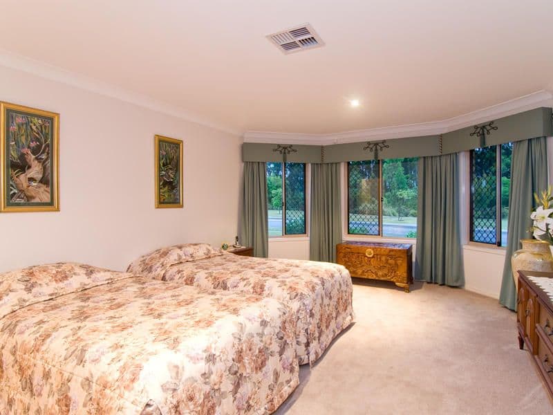 11 Ivadale Boulevard, LITTLE MOUNTAIN QLD 4551, Little Mountain - Thumbnail 8