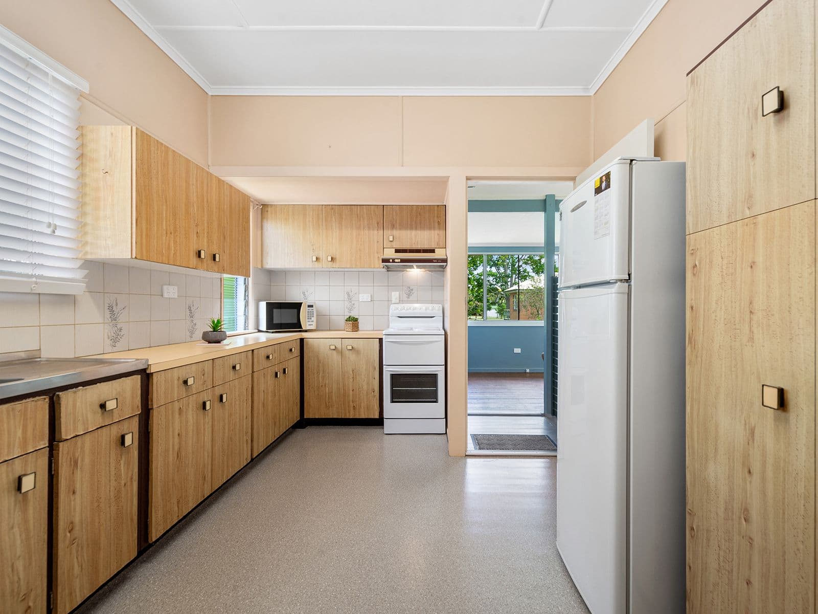 22 Railway Street, Nudgee QLD 4014, Nudgee - Thumbnail 6