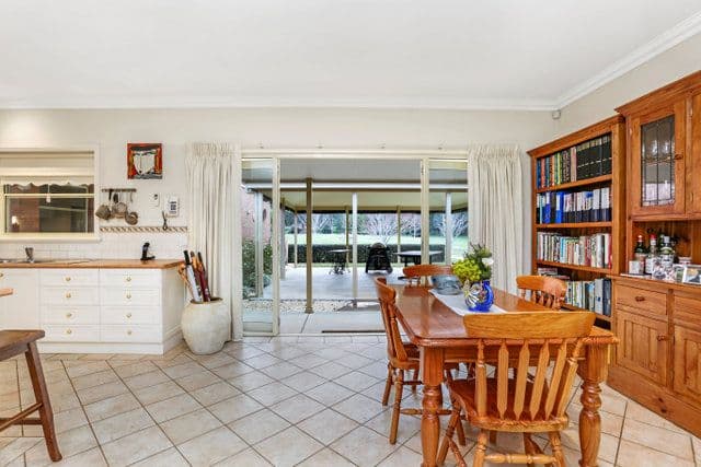 127 Leura Lane, Hamilton VIC 3300, Hamilton - Thumbnail 5