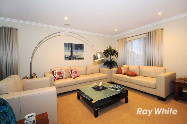 1 Hanrahan Wynd, Lynbrook VIC 3975, Lynbrook - Image 1