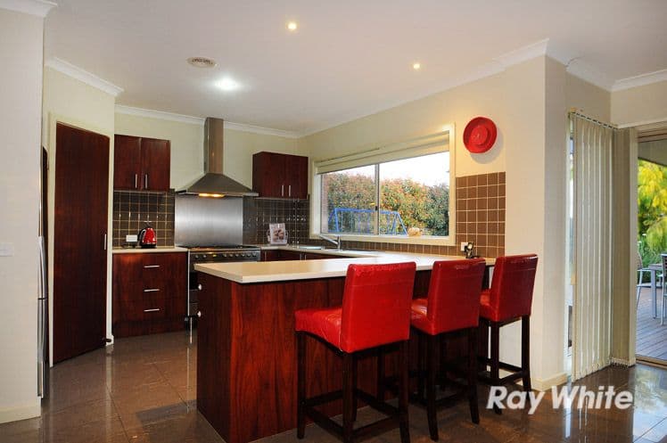 1 Hanrahan Wynd, Lynbrook VIC 3975, Lynbrook - Thumbnail 2
