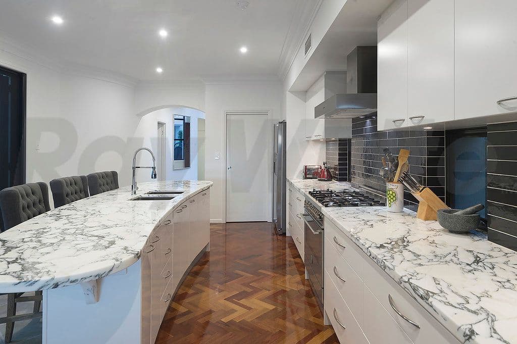 7124 Marine Drive East, Sanctuary Cove QLD 4212, Sanctuary Cove - Thumbnail 3