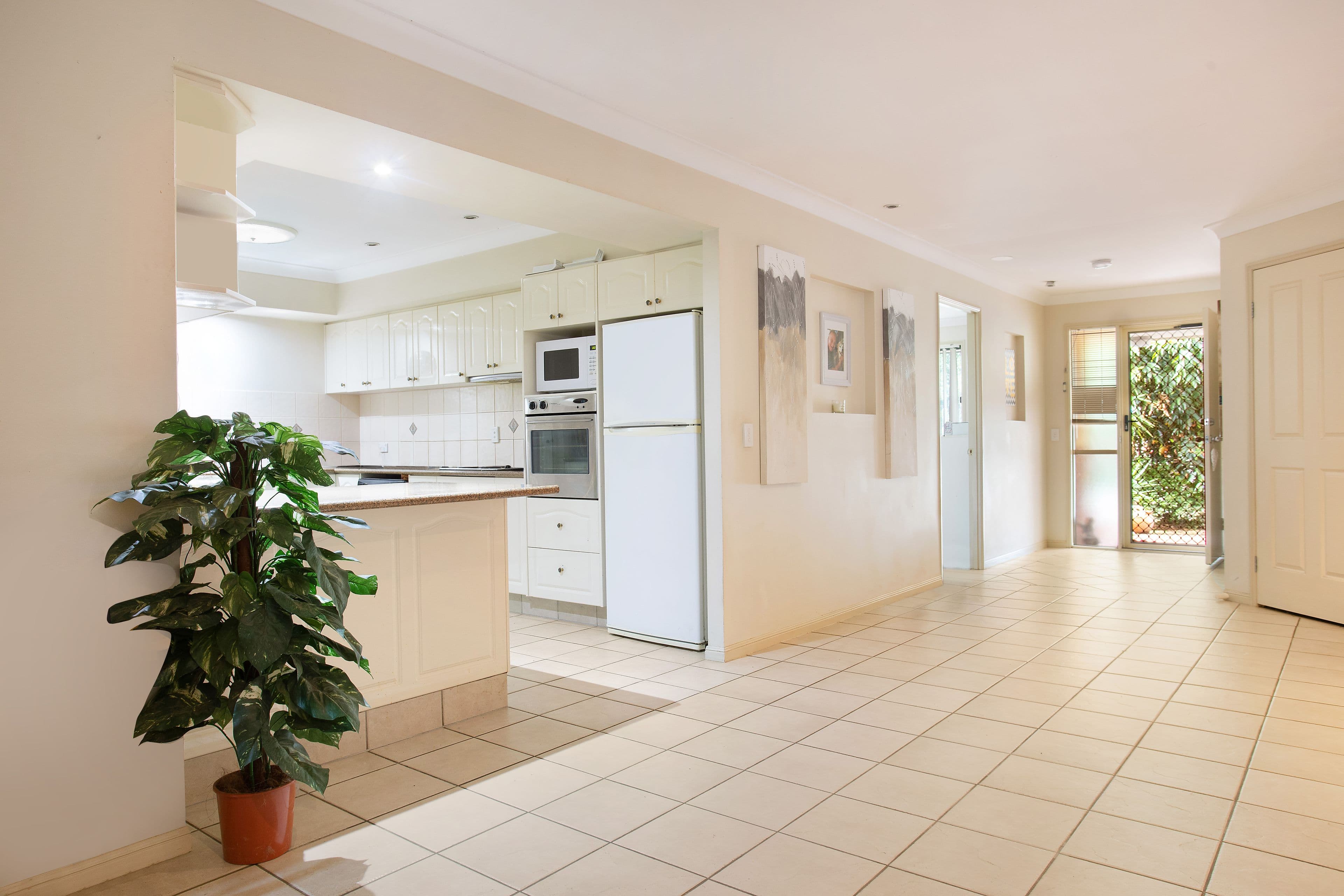 1 Eugenia Circuit, Robina QLD 4226, Robina - Thumbnail 3