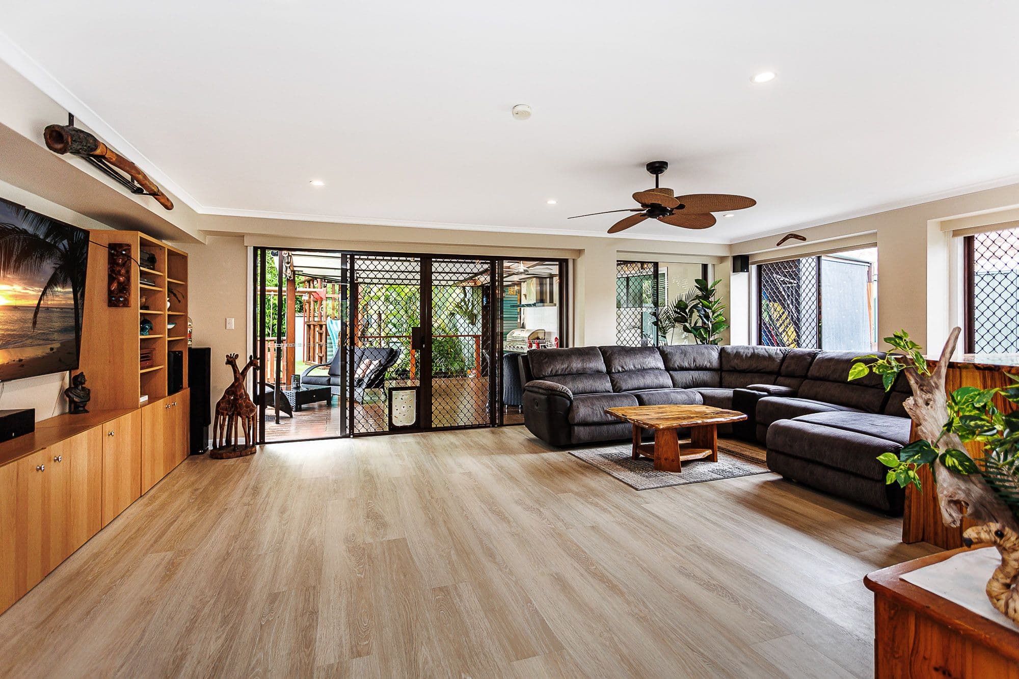 29 Kenneth Drive, Highland Park QLD 4211, Highland Park - Thumbnail 3