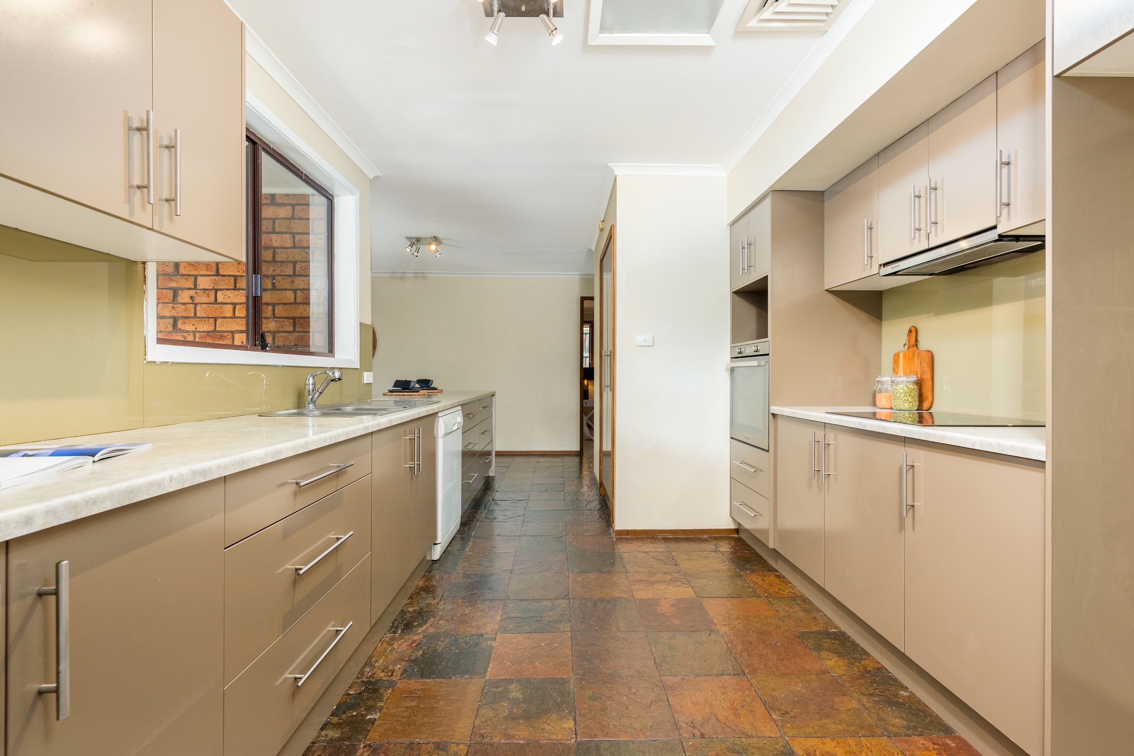 136 Showground Road, Castle Hill NSW 2154, Castle Hill - Thumbnail 5