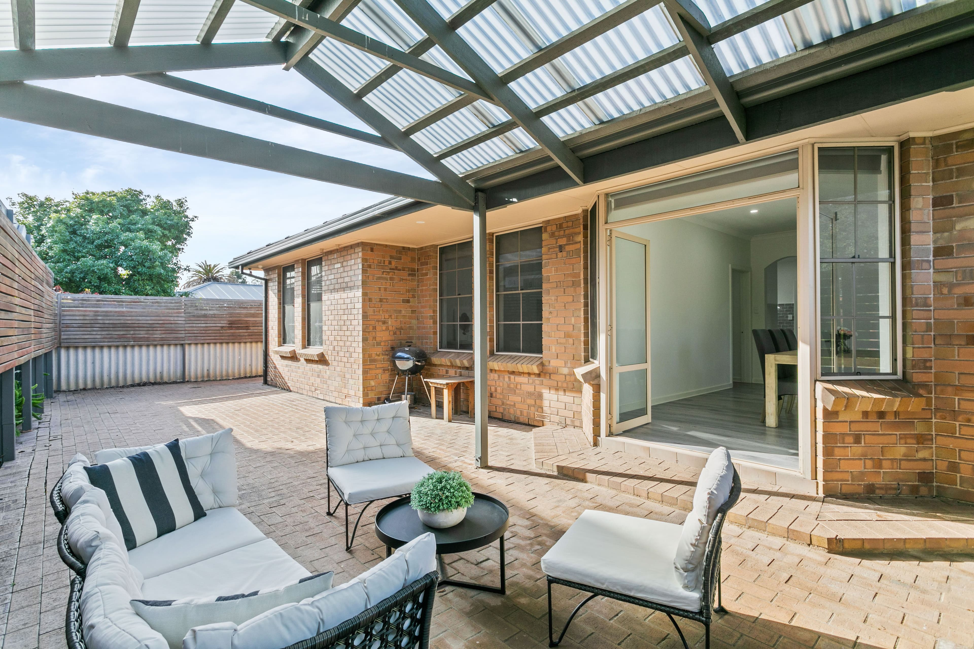 2A Pine Lodge Crescent, Grange SA 5022, Grange - Thumbnail 2