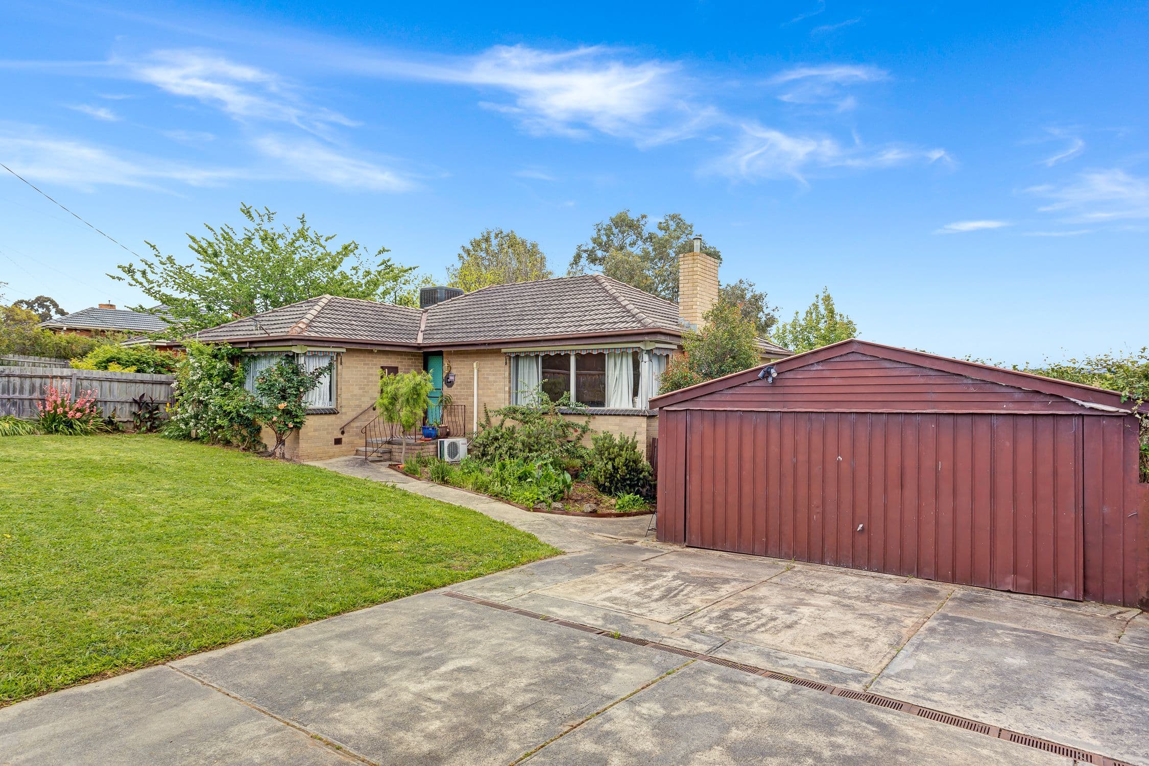 25 Numeralla Street, Mooroolbark VIC 3138, Mooroolbark - Image 1