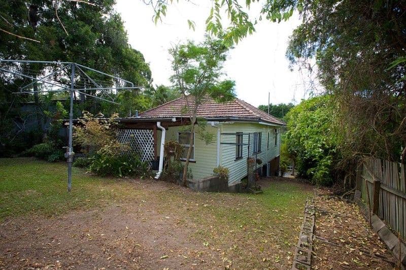 14 Pelion Street, BARDON QLD 4065, Bardon - Thumbnail 4