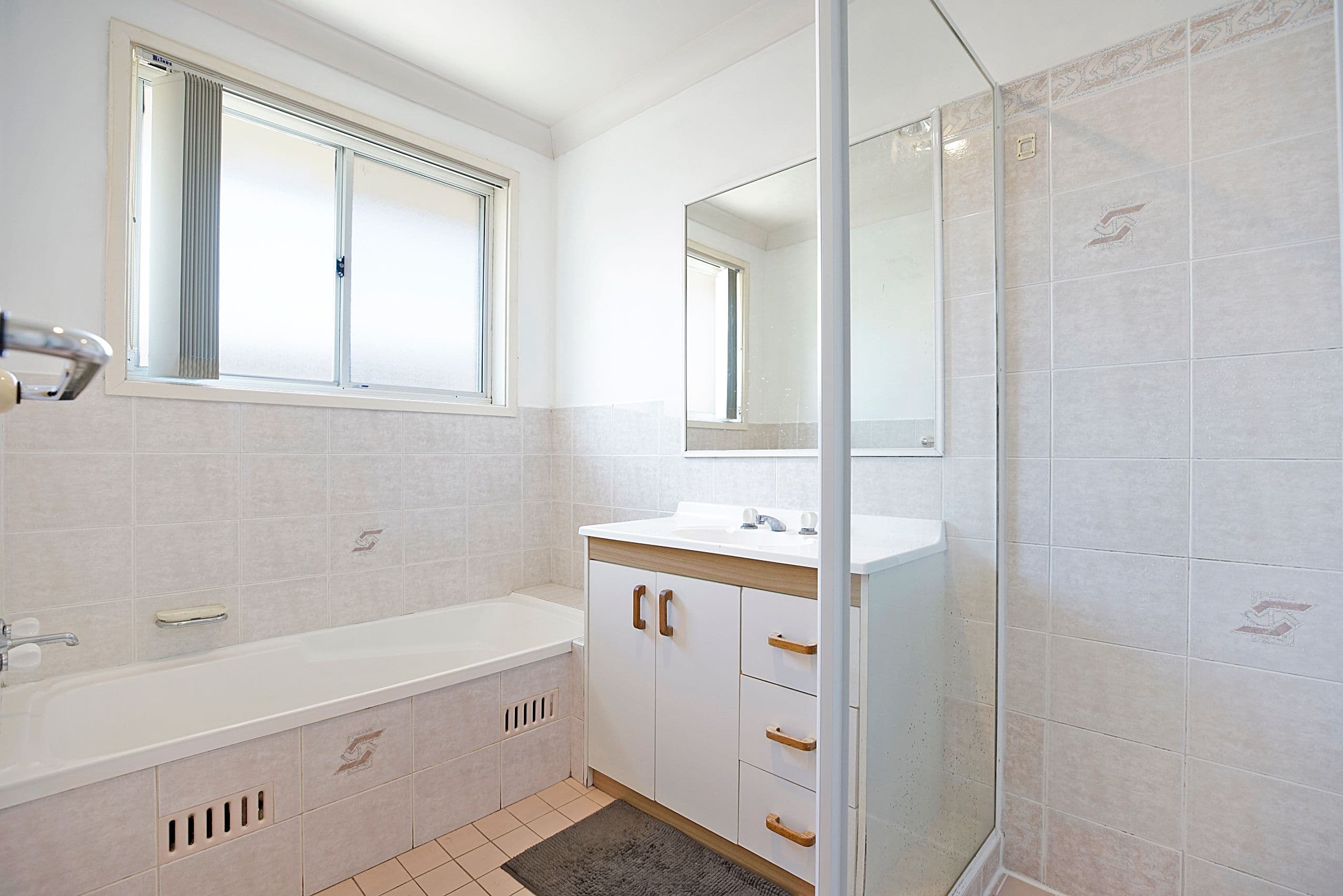 24 Oriole Street, Glenmore Park - Thumbnail 6